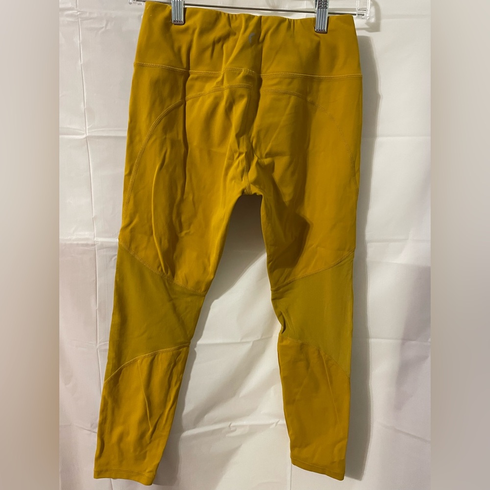 Zyia Active Mustard Yellow Mesh Crop LeggingsGUC